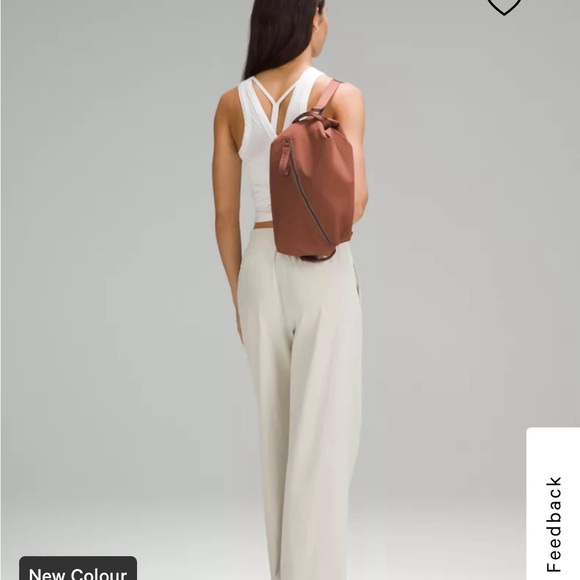 Brand new Lululemon Fast Track Bag 2.0 - Picture 3 of 6